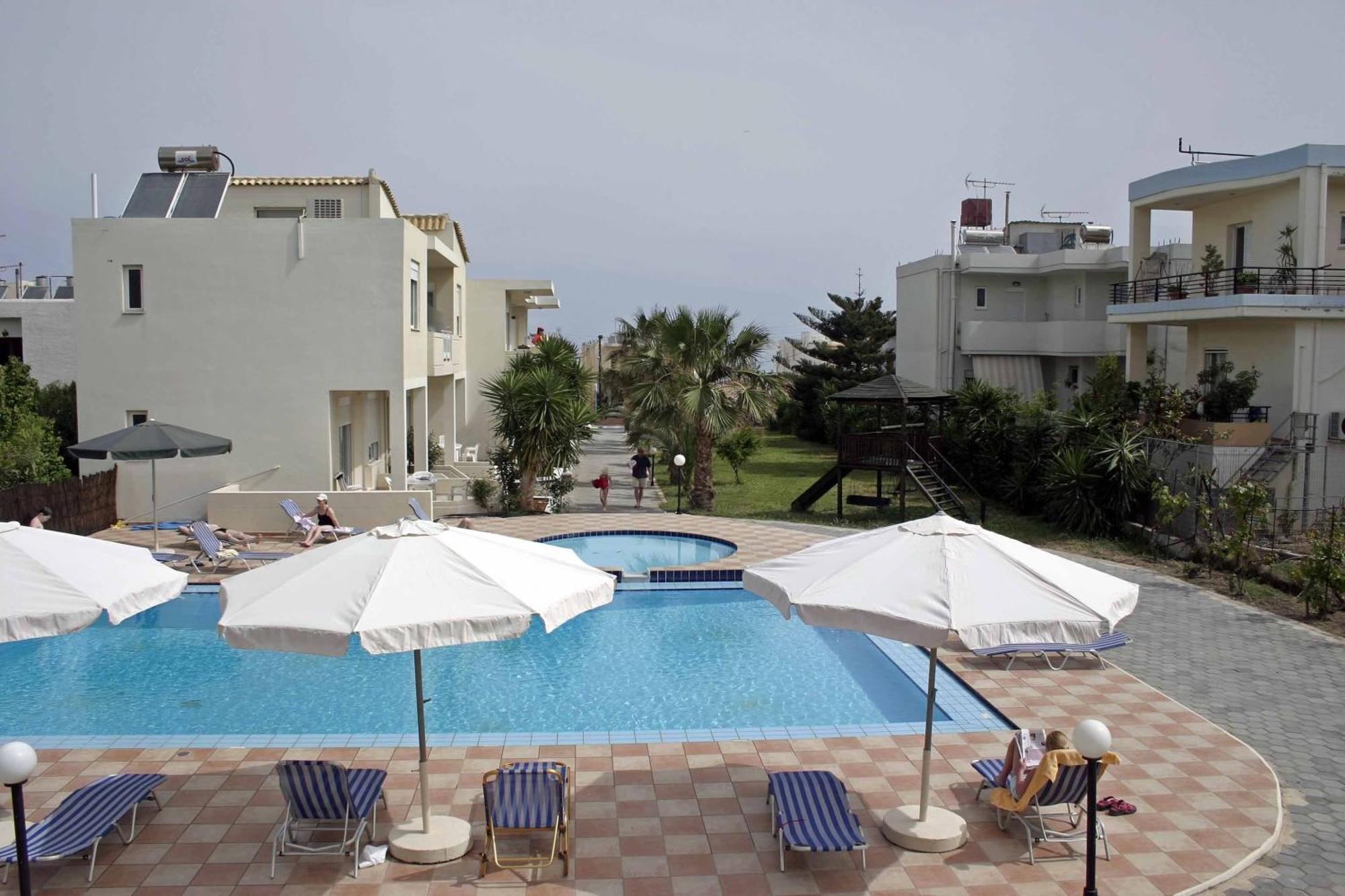 Evilion Hotel Stalos Exterior photo