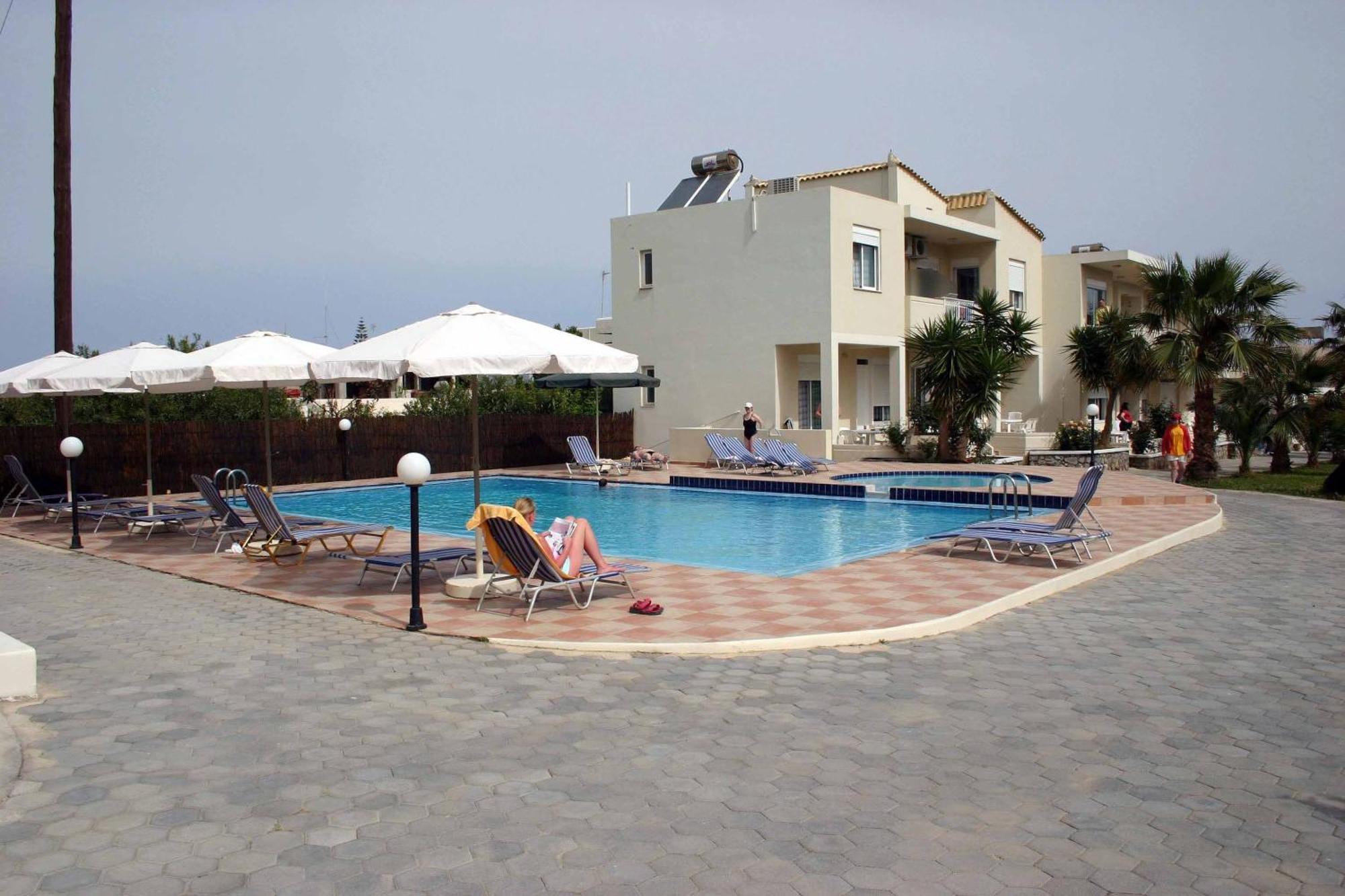 Evilion Hotel Stalos Exterior photo